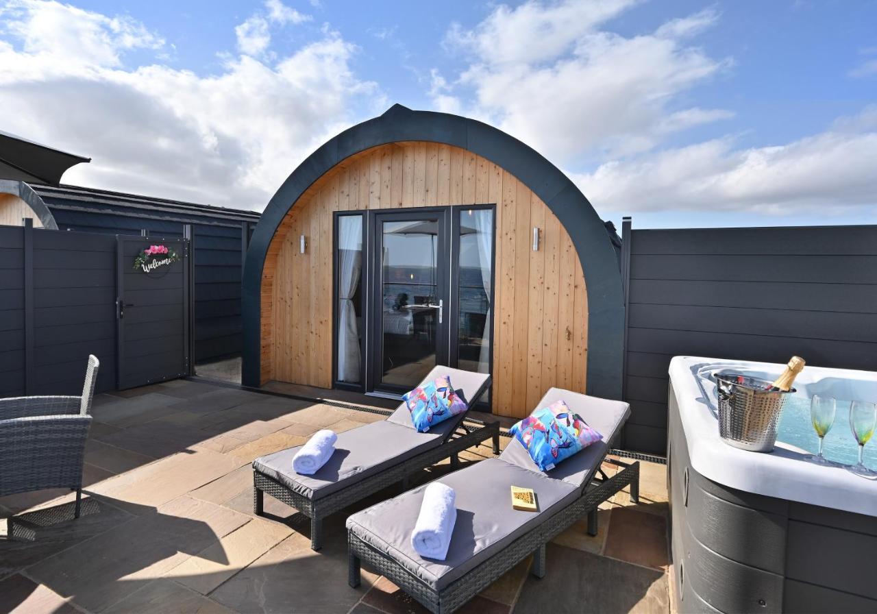 2 Sinclair Bay Lodges Keiss Bagian luar foto